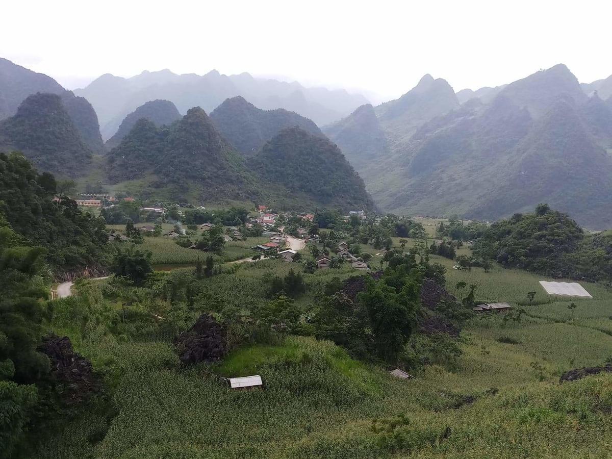 Lung Ho Motel Làng Cac Esterno foto